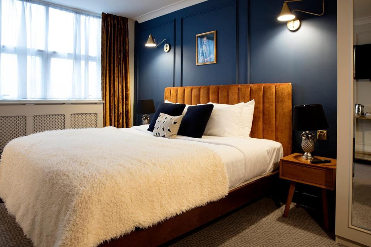 Hotel Cromwell 斯蒂夫尼奇 外观 照片